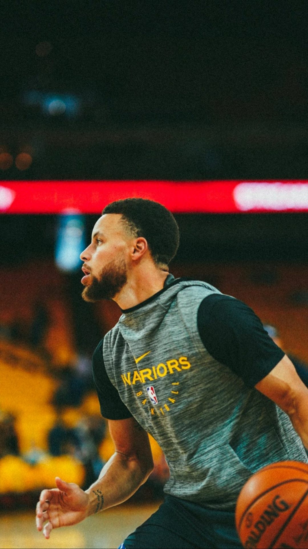 意甲前瞻：AC米兰12场不败有望冲击榜首，拉齐奥客场低迷（意甲前瞻：AC米兰12轮不败冲顶在望，拉齐奥客战乏力）