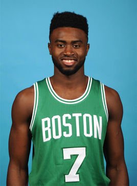 若日尼奥同时斩获欧冠&解放者杯，为达此成就的第15位球员（若日尼奥成第15位同时捧起欧冠与解放者杯的球员）