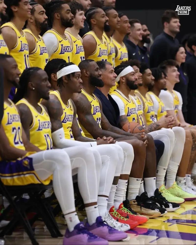 放以前就满员了，美加墨世界杯已经确认32个席位（换作以前早已满额，美加墨世界杯32个席位已定）