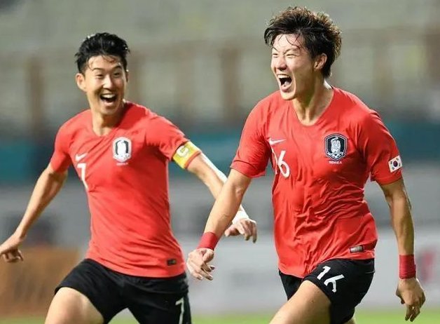 世界杯小组赛12支种子队确定：东道主美加墨+世界前9（世界杯小组赛12个种子席位敲定：美加墨东道主+世界前九）
