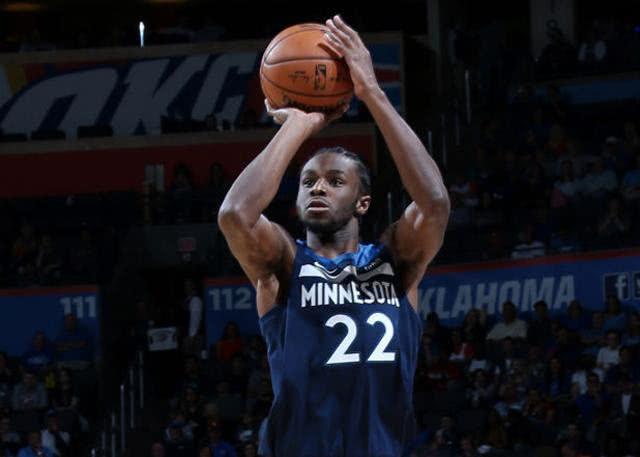 一束9秒83的光照亮少年的前行路（以9秒83之光，照亮少年前行之路）